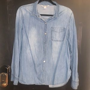Old Navy Chambray button-up
